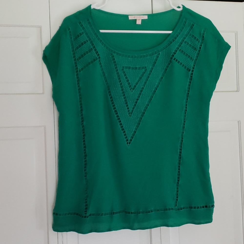 Skies Are Blue short sleeve top, Size L